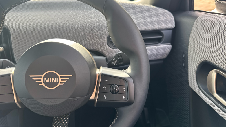 MINI Cooper 2.0 S Exclusive 3dr Auto Petrol Hatchback